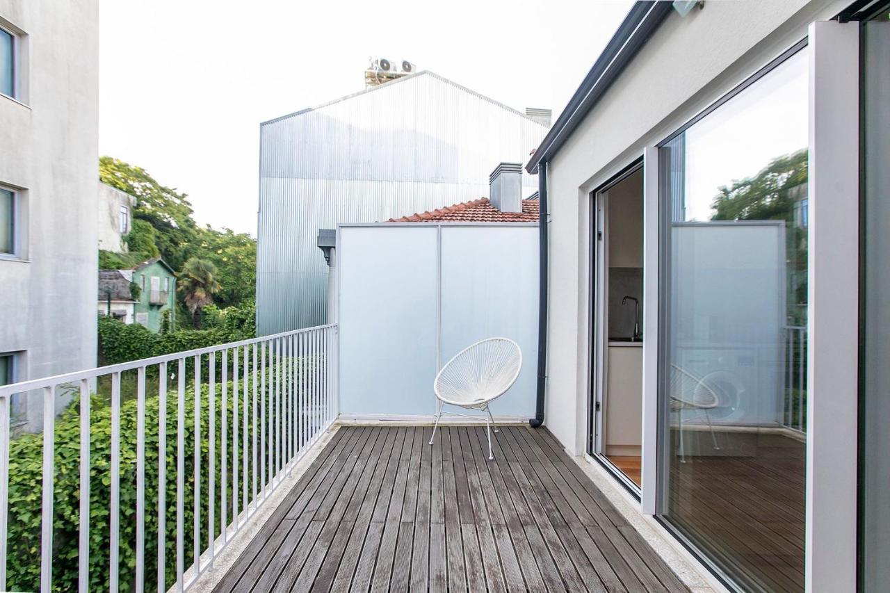 Lovelystay - Cozy 1Br In Santa Catarina W/ Balcony Porto Buitenkant foto