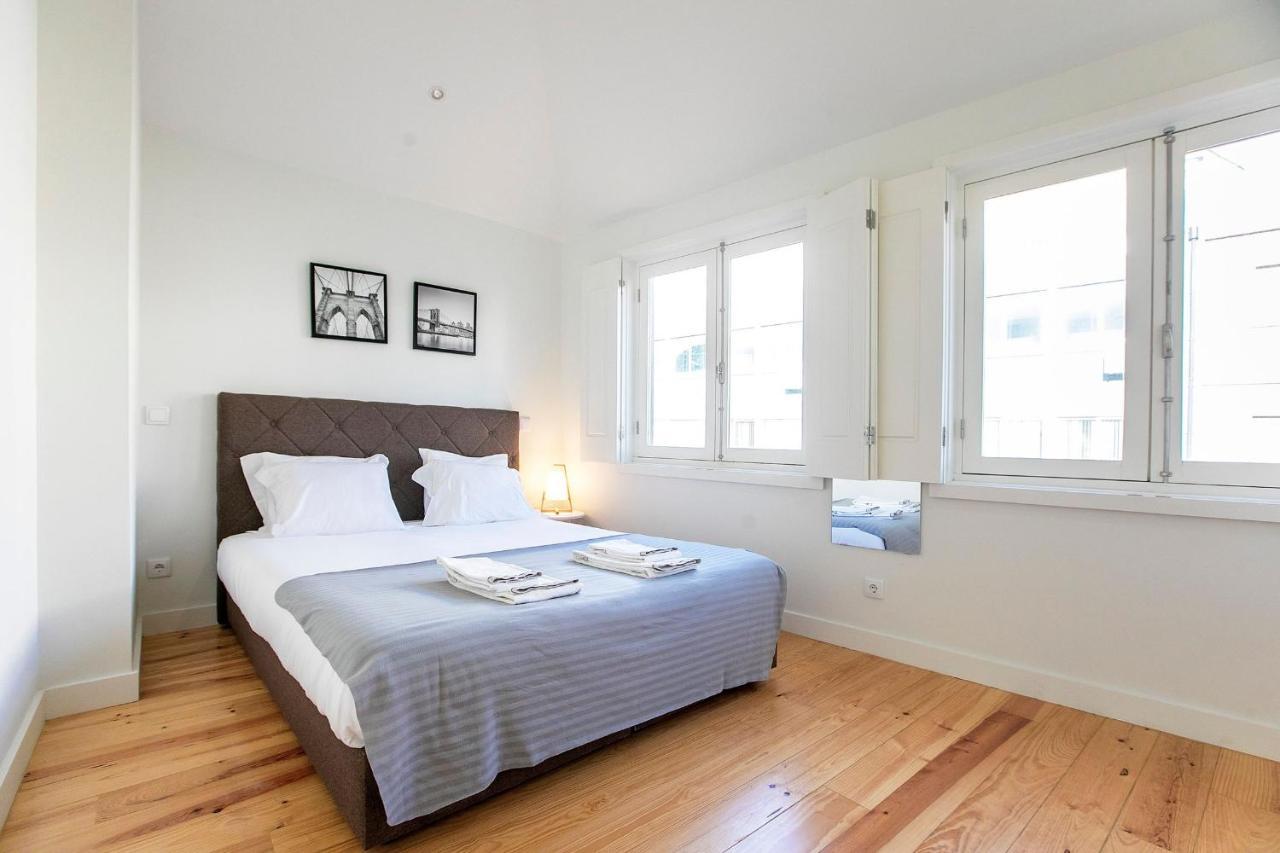 Lovelystay - Cozy 1Br In Santa Catarina W/ Balcony Porto Buitenkant foto