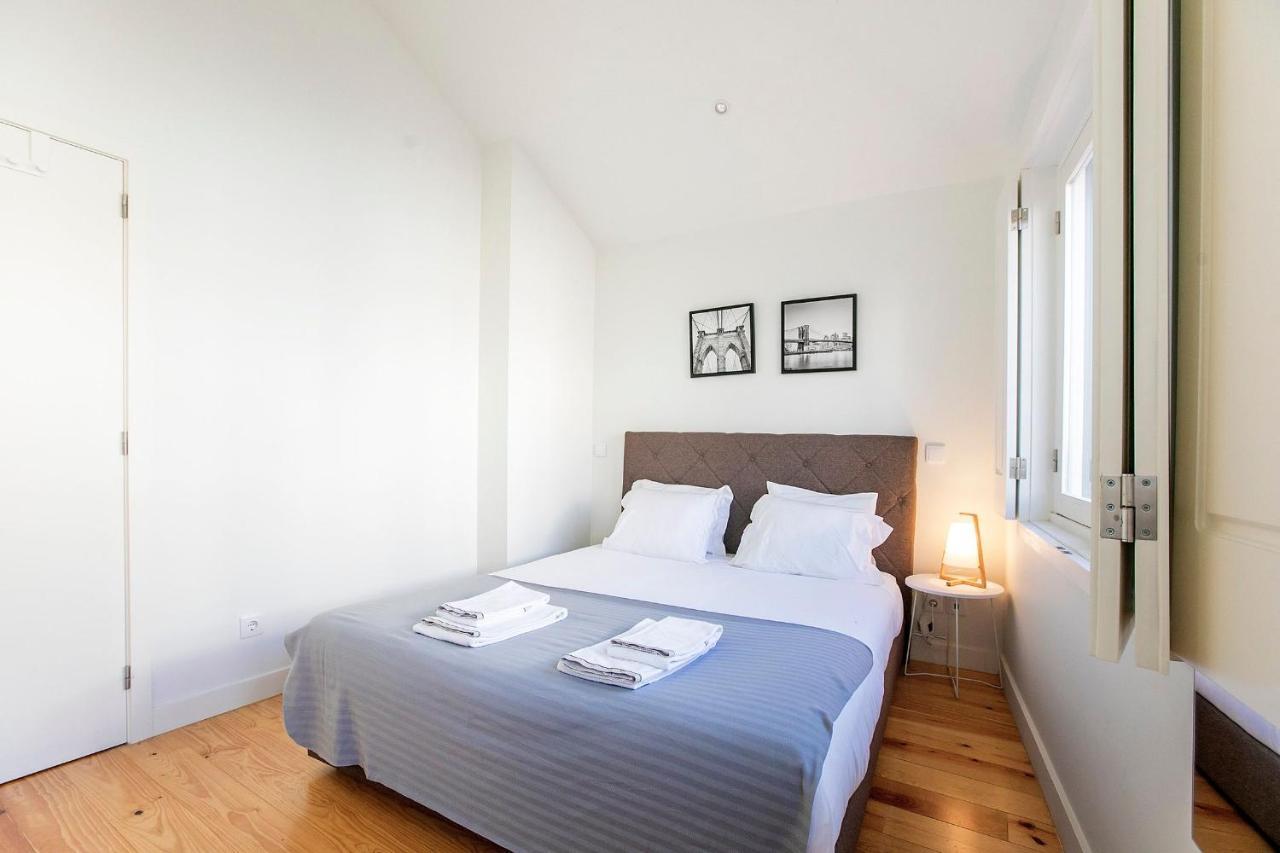 Lovelystay - Cozy 1Br In Santa Catarina W/ Balcony Porto Buitenkant foto