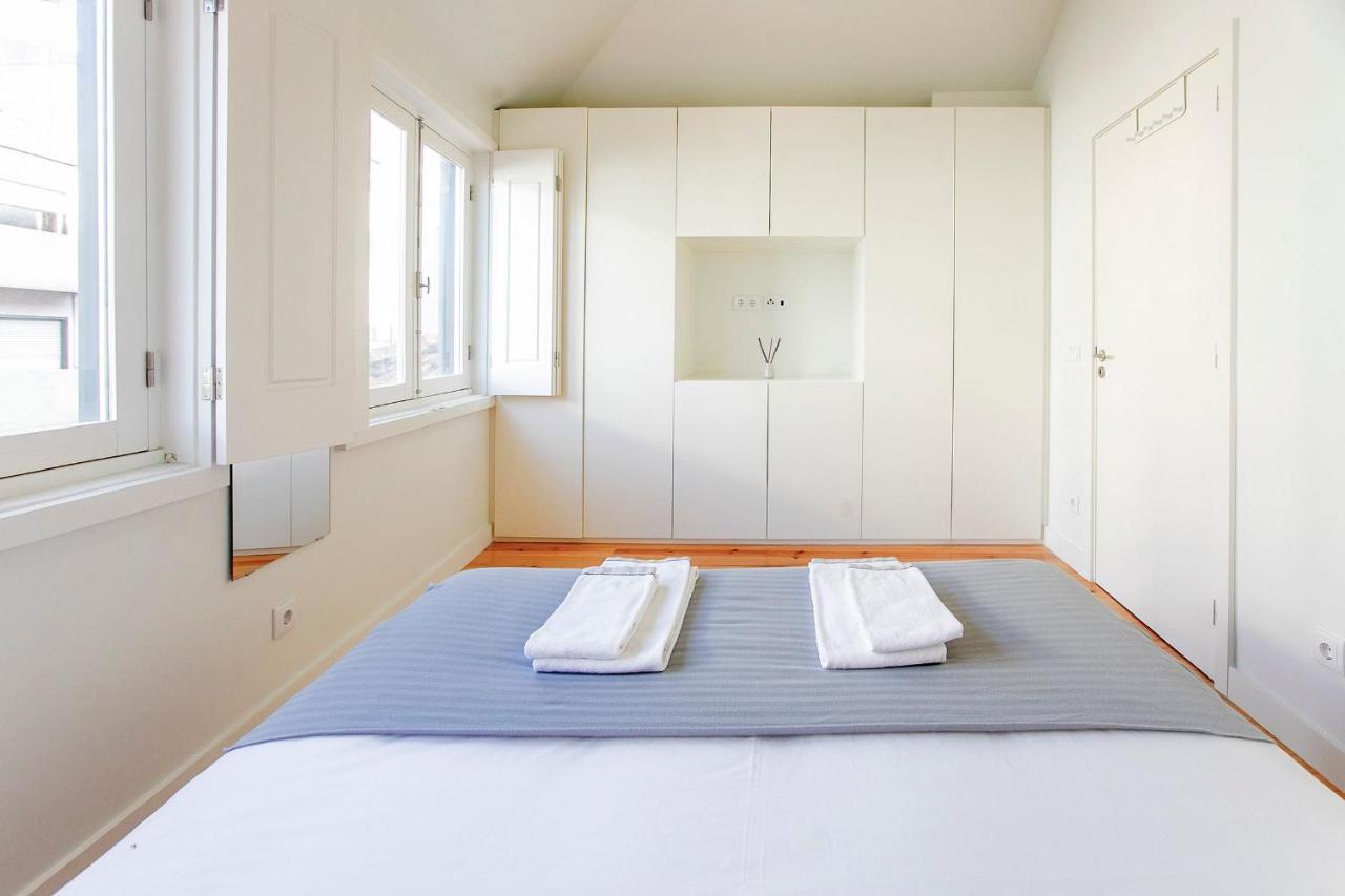 Lovelystay - Cozy 1Br In Santa Catarina W/ Balcony Porto Buitenkant foto